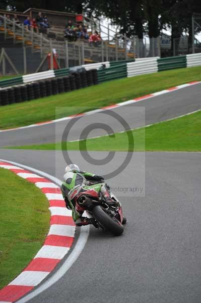 Motorcycle action photographs;cadwell;cadwell park photographs;event digital images;eventdigitalimages;motor racing louth lincolnshire;no limits trackday;peter wileman photography;trackday;trackday digital images;trackday photos