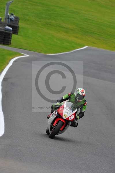 Motorcycle action photographs;cadwell;cadwell park photographs;event digital images;eventdigitalimages;motor racing louth lincolnshire;no limits trackday;peter wileman photography;trackday;trackday digital images;trackday photos