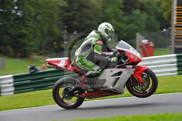 Motorcycle action photographs;cadwell;cadwell park photographs;event digital images;eventdigitalimages;motor racing louth lincolnshire;no limits trackday;peter wileman photography;trackday;trackday digital images;trackday photos