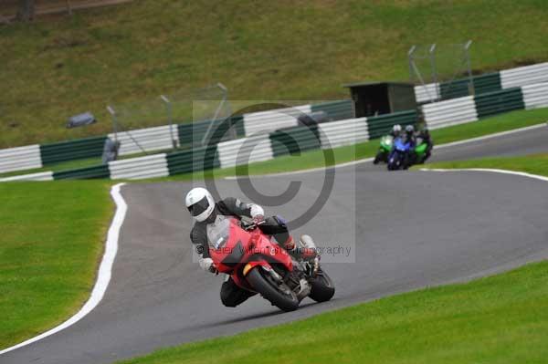 Motorcycle action photographs;cadwell;cadwell park photographs;event digital images;eventdigitalimages;motor racing louth lincolnshire;no limits trackday;peter wileman photography;trackday;trackday digital images;trackday photos