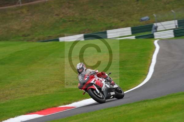 Motorcycle action photographs;cadwell;cadwell park photographs;event digital images;eventdigitalimages;motor racing louth lincolnshire;no limits trackday;peter wileman photography;trackday;trackday digital images;trackday photos