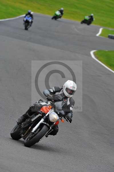 Motorcycle action photographs;cadwell;cadwell park photographs;event digital images;eventdigitalimages;motor racing louth lincolnshire;no limits trackday;peter wileman photography;trackday;trackday digital images;trackday photos