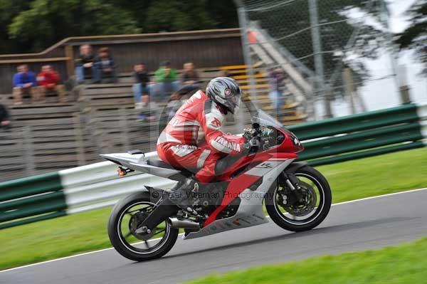 Motorcycle action photographs;cadwell;cadwell park photographs;event digital images;eventdigitalimages;motor racing louth lincolnshire;no limits trackday;peter wileman photography;trackday;trackday digital images;trackday photos