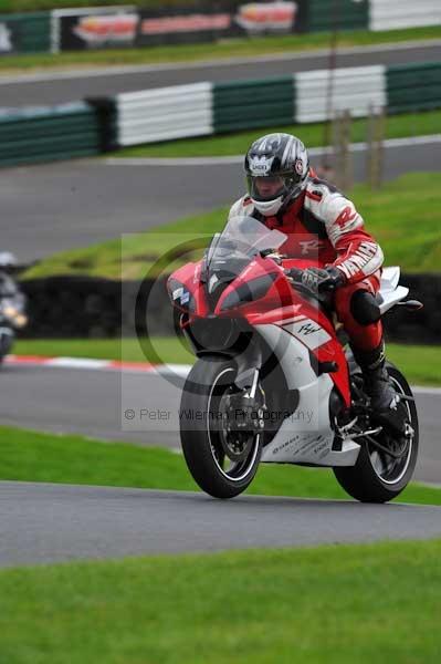 Motorcycle action photographs;cadwell;cadwell park photographs;event digital images;eventdigitalimages;motor racing louth lincolnshire;no limits trackday;peter wileman photography;trackday;trackday digital images;trackday photos