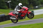 Motorcycle-action-photographs;cadwell;cadwell-park-photographs;event-digital-images;eventdigitalimages;motor-racing-louth-lincolnshire;no-limits-trackday;peter-wileman-photography;trackday;trackday-digital-images;trackday-photos