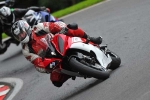 Motorcycle-action-photographs;cadwell;cadwell-park-photographs;event-digital-images;eventdigitalimages;motor-racing-louth-lincolnshire;no-limits-trackday;peter-wileman-photography;trackday;trackday-digital-images;trackday-photos