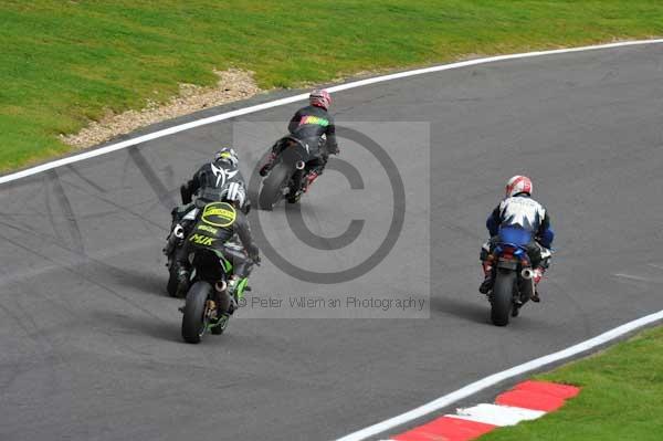 Motorcycle action photographs;cadwell;cadwell park photographs;event digital images;eventdigitalimages;motor racing louth lincolnshire;no limits trackday;peter wileman photography;trackday;trackday digital images;trackday photos