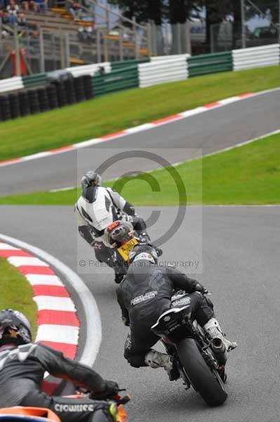 Motorcycle action photographs;cadwell;cadwell park photographs;event digital images;eventdigitalimages;motor racing louth lincolnshire;no limits trackday;peter wileman photography;trackday;trackday digital images;trackday photos