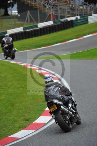 Motorcycle action photographs;cadwell;cadwell park photographs;event digital images;eventdigitalimages;motor racing louth lincolnshire;no limits trackday;peter wileman photography;trackday;trackday digital images;trackday photos