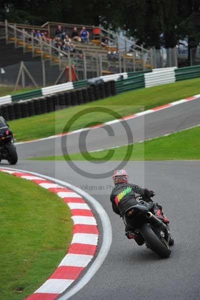 Motorcycle action photographs;cadwell;cadwell park photographs;event digital images;eventdigitalimages;motor racing louth lincolnshire;no limits trackday;peter wileman photography;trackday;trackday digital images;trackday photos