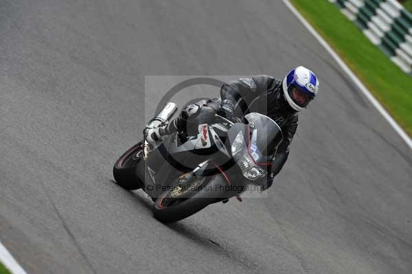 Motorcycle action photographs;cadwell;cadwell park photographs;event digital images;eventdigitalimages;motor racing louth lincolnshire;no limits trackday;peter wileman photography;trackday;trackday digital images;trackday photos