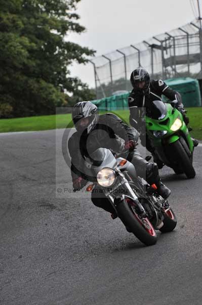 Motorcycle action photographs;cadwell;cadwell park photographs;event digital images;eventdigitalimages;motor racing louth lincolnshire;no limits trackday;peter wileman photography;trackday;trackday digital images;trackday photos