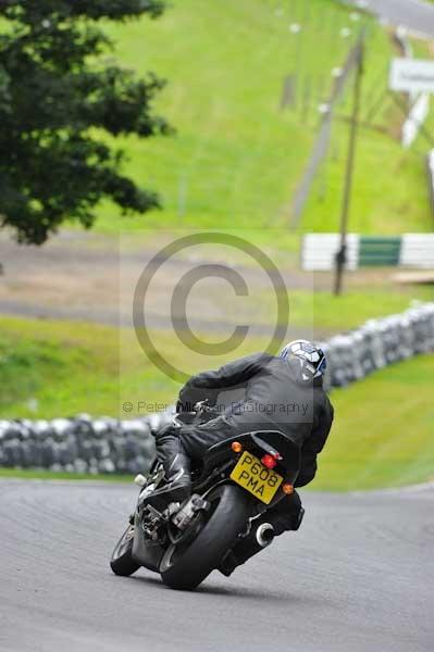 Motorcycle action photographs;cadwell;cadwell park photographs;event digital images;eventdigitalimages;motor racing louth lincolnshire;no limits trackday;peter wileman photography;trackday;trackday digital images;trackday photos