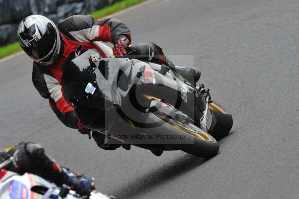 Motorcycle action photographs;cadwell;cadwell park photographs;event digital images;eventdigitalimages;motor racing louth lincolnshire;no limits trackday;peter wileman photography;trackday;trackday digital images;trackday photos