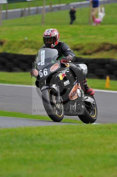 Motorcycle action photographs;cadwell;cadwell park photographs;event digital images;eventdigitalimages;motor racing louth lincolnshire;no limits trackday;peter wileman photography;trackday;trackday digital images;trackday photos