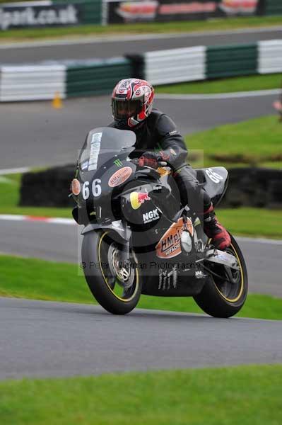 Motorcycle action photographs;cadwell;cadwell park photographs;event digital images;eventdigitalimages;motor racing louth lincolnshire;no limits trackday;peter wileman photography;trackday;trackday digital images;trackday photos