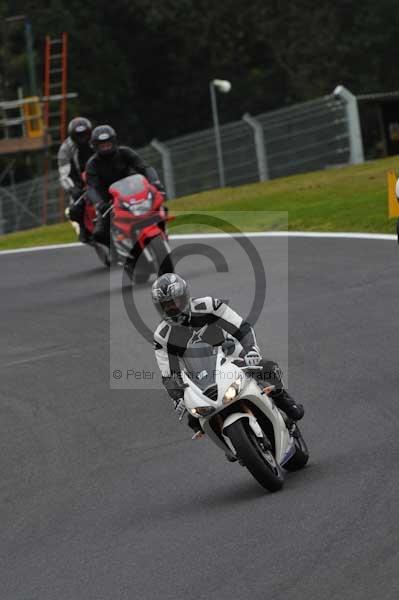 Motorcycle action photographs;cadwell;cadwell park photographs;event digital images;eventdigitalimages;motor racing louth lincolnshire;no limits trackday;peter wileman photography;trackday;trackday digital images;trackday photos