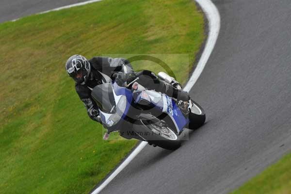 Motorcycle action photographs;cadwell;cadwell park photographs;event digital images;eventdigitalimages;motor racing louth lincolnshire;no limits trackday;peter wileman photography;trackday;trackday digital images;trackday photos