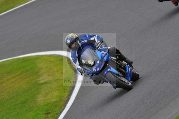 Motorcycle action photographs;cadwell;cadwell park photographs;event digital images;eventdigitalimages;motor racing louth lincolnshire;no limits trackday;peter wileman photography;trackday;trackday digital images;trackday photos