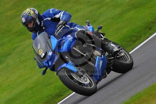 Motorcycle action photographs;cadwell;cadwell park photographs;event digital images;eventdigitalimages;motor racing louth lincolnshire;no limits trackday;peter wileman photography;trackday;trackday digital images;trackday photos