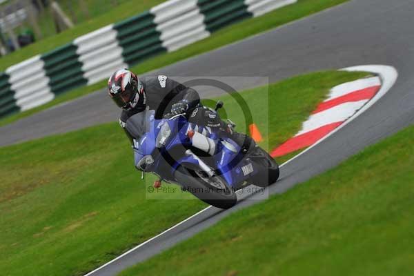 Motorcycle action photographs;cadwell;cadwell park photographs;event digital images;eventdigitalimages;motor racing louth lincolnshire;no limits trackday;peter wileman photography;trackday;trackday digital images;trackday photos