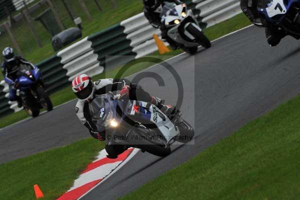 Motorcycle action photographs;cadwell;cadwell park photographs;event digital images;eventdigitalimages;motor racing louth lincolnshire;no limits trackday;peter wileman photography;trackday;trackday digital images;trackday photos