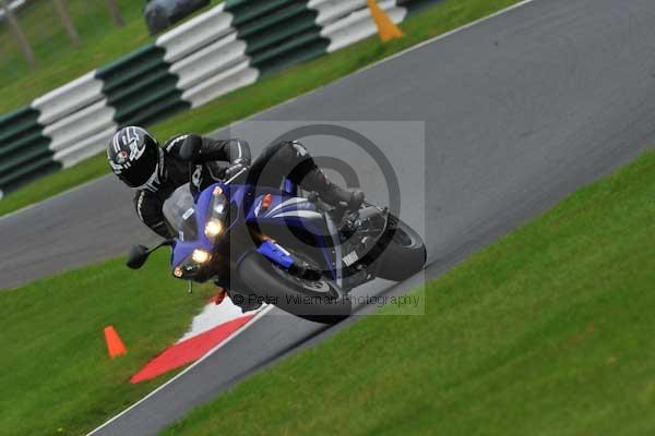 Motorcycle action photographs;cadwell;cadwell park photographs;event digital images;eventdigitalimages;motor racing louth lincolnshire;no limits trackday;peter wileman photography;trackday;trackday digital images;trackday photos