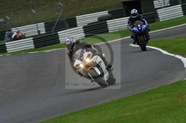 Motorcycle action photographs;cadwell;cadwell park photographs;event digital images;eventdigitalimages;motor racing louth lincolnshire;no limits trackday;peter wileman photography;trackday;trackday digital images;trackday photos