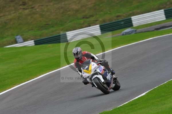 Motorcycle action photographs;cadwell;cadwell park photographs;event digital images;eventdigitalimages;motor racing louth lincolnshire;no limits trackday;peter wileman photography;trackday;trackday digital images;trackday photos