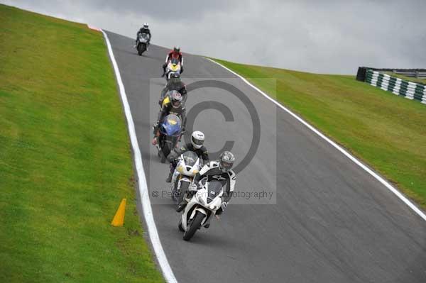 Motorcycle action photographs;cadwell;cadwell park photographs;event digital images;eventdigitalimages;motor racing louth lincolnshire;no limits trackday;peter wileman photography;trackday;trackday digital images;trackday photos