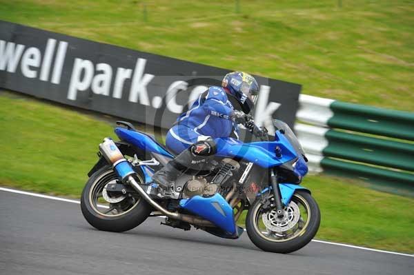 Motorcycle action photographs;cadwell;cadwell park photographs;event digital images;eventdigitalimages;motor racing louth lincolnshire;no limits trackday;peter wileman photography;trackday;trackday digital images;trackday photos