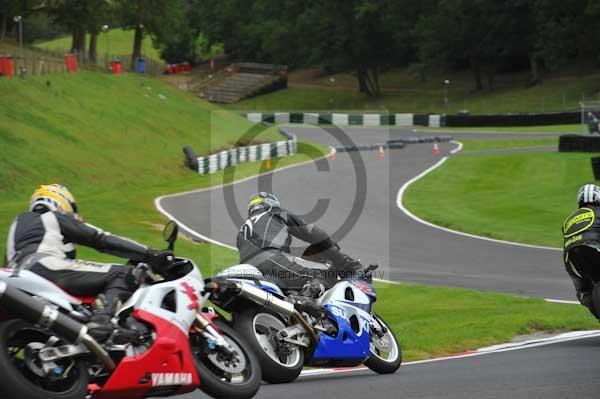 Motorcycle action photographs;cadwell;cadwell park photographs;event digital images;eventdigitalimages;motor racing louth lincolnshire;no limits trackday;peter wileman photography;trackday;trackday digital images;trackday photos