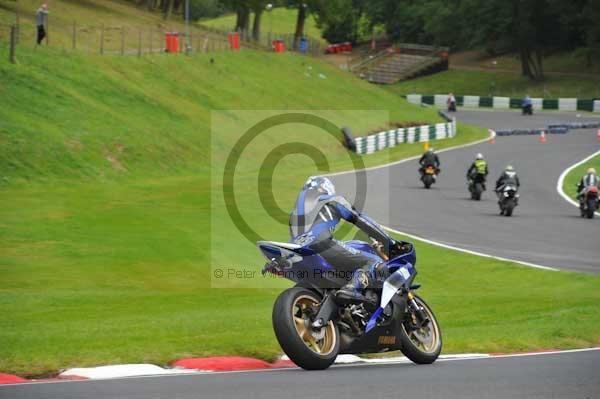 Motorcycle action photographs;cadwell;cadwell park photographs;event digital images;eventdigitalimages;motor racing louth lincolnshire;no limits trackday;peter wileman photography;trackday;trackday digital images;trackday photos