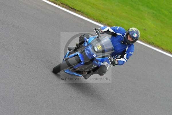 Motorcycle action photographs;cadwell;cadwell park photographs;event digital images;eventdigitalimages;motor racing louth lincolnshire;no limits trackday;peter wileman photography;trackday;trackday digital images;trackday photos