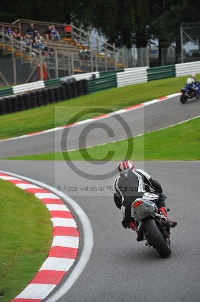 Motorcycle action photographs;cadwell;cadwell park photographs;event digital images;eventdigitalimages;motor racing louth lincolnshire;no limits trackday;peter wileman photography;trackday;trackday digital images;trackday photos