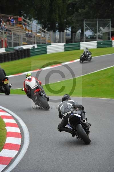 Motorcycle action photographs;cadwell;cadwell park photographs;event digital images;eventdigitalimages;motor racing louth lincolnshire;no limits trackday;peter wileman photography;trackday;trackday digital images;trackday photos