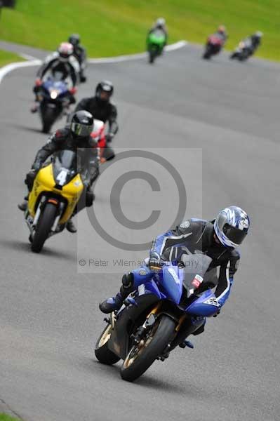 Motorcycle action photographs;cadwell;cadwell park photographs;event digital images;eventdigitalimages;motor racing louth lincolnshire;no limits trackday;peter wileman photography;trackday;trackday digital images;trackday photos