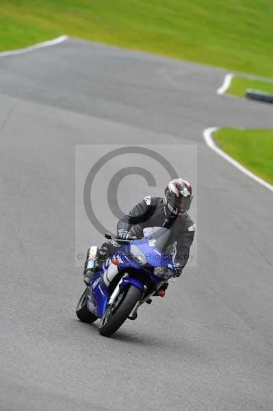 Motorcycle action photographs;cadwell;cadwell park photographs;event digital images;eventdigitalimages;motor racing louth lincolnshire;no limits trackday;peter wileman photography;trackday;trackday digital images;trackday photos