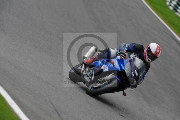 Motorcycle action photographs;cadwell;cadwell park photographs;event digital images;eventdigitalimages;motor racing louth lincolnshire;no limits trackday;peter wileman photography;trackday;trackday digital images;trackday photos