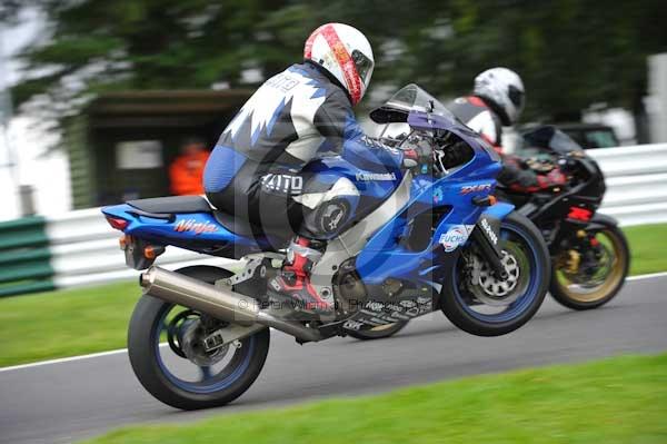 Motorcycle action photographs;cadwell;cadwell park photographs;event digital images;eventdigitalimages;motor racing louth lincolnshire;no limits trackday;peter wileman photography;trackday;trackday digital images;trackday photos