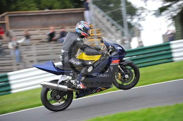 Motorcycle action photographs;cadwell;cadwell park photographs;event digital images;eventdigitalimages;motor racing louth lincolnshire;no limits trackday;peter wileman photography;trackday;trackday digital images;trackday photos