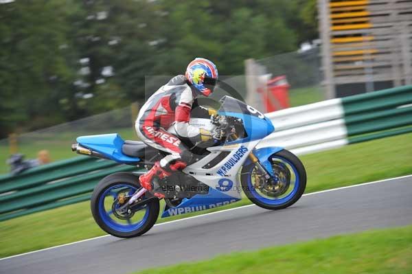 Motorcycle action photographs;cadwell;cadwell park photographs;event digital images;eventdigitalimages;motor racing louth lincolnshire;no limits trackday;peter wileman photography;trackday;trackday digital images;trackday photos