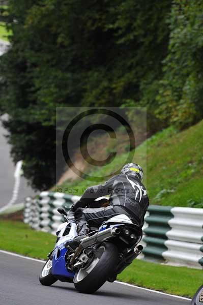 Motorcycle action photographs;cadwell;cadwell park photographs;event digital images;eventdigitalimages;motor racing louth lincolnshire;no limits trackday;peter wileman photography;trackday;trackday digital images;trackday photos