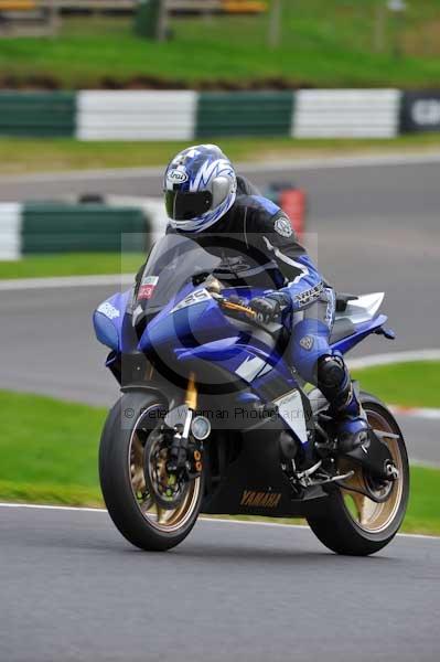 Motorcycle action photographs;cadwell;cadwell park photographs;event digital images;eventdigitalimages;motor racing louth lincolnshire;no limits trackday;peter wileman photography;trackday;trackday digital images;trackday photos