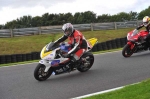 Motorcycle-action-photographs;cadwell;cadwell-park-photographs;event-digital-images;eventdigitalimages;motor-racing-louth-lincolnshire;no-limits-trackday;peter-wileman-photography;trackday;trackday-digital-images;trackday-photos