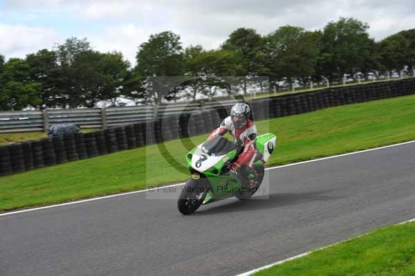 Motorcycle action photographs;cadwell;cadwell park photographs;event digital images;eventdigitalimages;motor racing louth lincolnshire;no limits trackday;peter wileman photography;trackday;trackday digital images;trackday photos