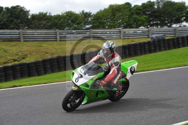 Motorcycle action photographs;cadwell;cadwell park photographs;event digital images;eventdigitalimages;motor racing louth lincolnshire;no limits trackday;peter wileman photography;trackday;trackday digital images;trackday photos