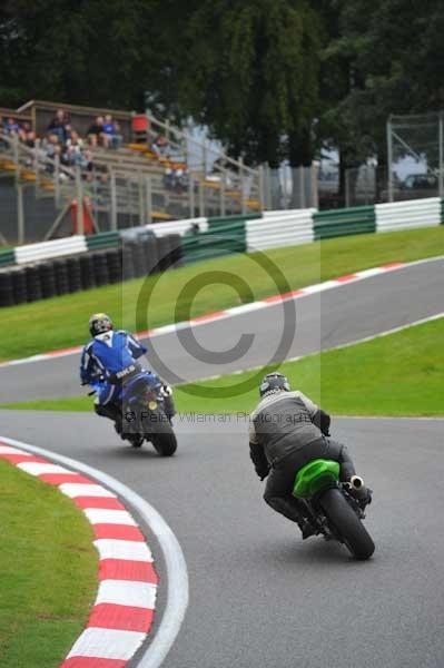 Motorcycle action photographs;cadwell;cadwell park photographs;event digital images;eventdigitalimages;motor racing louth lincolnshire;no limits trackday;peter wileman photography;trackday;trackday digital images;trackday photos