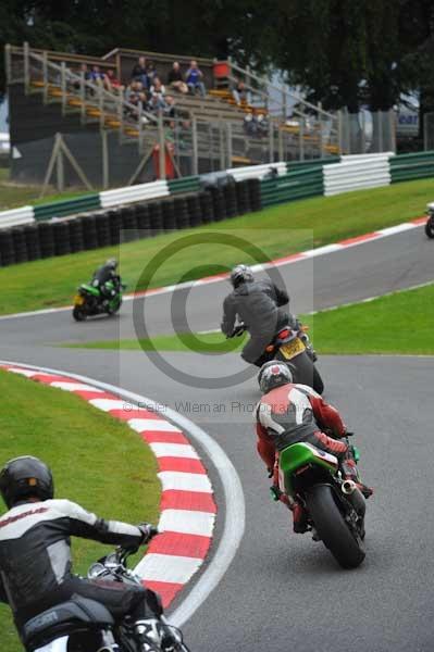 Motorcycle action photographs;cadwell;cadwell park photographs;event digital images;eventdigitalimages;motor racing louth lincolnshire;no limits trackday;peter wileman photography;trackday;trackday digital images;trackday photos