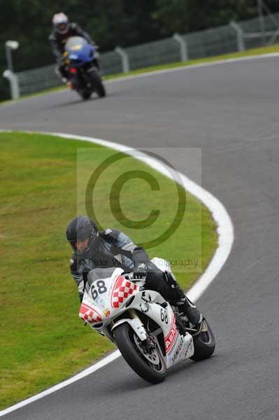 Motorcycle action photographs;cadwell;cadwell park photographs;event digital images;eventdigitalimages;motor racing louth lincolnshire;no limits trackday;peter wileman photography;trackday;trackday digital images;trackday photos